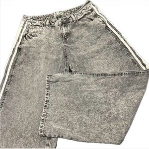 Rewash Women’s Low Pro Black Washed Jeans with White Side Stripes 7/28